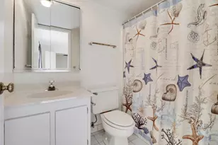 825 Center St, Jupiter, FL 33458 - Photo 35