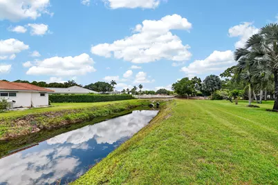 10460 Greentrail Drive N, Boynton Beach, FL 33436 - Photo 41