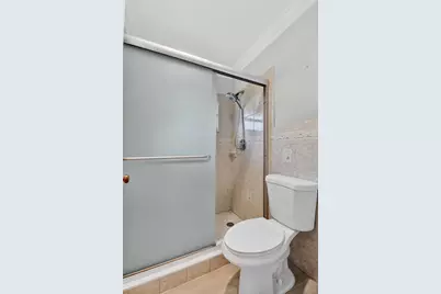 10460 Greentrail Drive N, Boynton Beach, FL 33436 - Photo 21