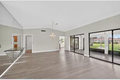 10460 Greentrail Drive N, Boynton Beach, FL 33436 - Photo 5