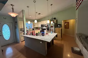 2725 47th Ave, Vero Beach, FL 32966 - Photo 3