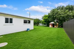 620 N 66th Ave, Hollywood, FL 33024 - Photo 25