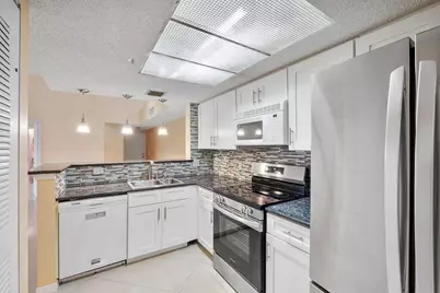 5011 Wiles Road #Unit 303, Coconut Creek, FL 33073 - Photo 13