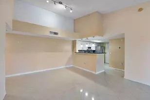 5011 Wiles Rd, Coconut Creek, FL 33073 - Photo 11