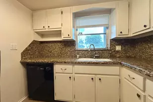 2854 E Ashley Dr Dr E, West Palm Beach, FL 33415 - Photo 3