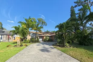13484 Jonquil Ct, Wellington, FL 33414 - Photo 3