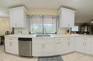 13484 Jonquil Ct, Wellington, FL 33414 - Photo 21