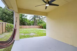 798 SW 33rd St, Palm City, FL 34990 - Photo 23