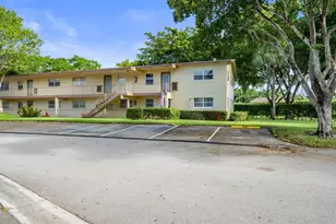 7360 NW 1st Street NW, Margate, FL 33063 - Photo 13