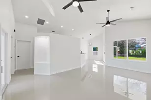 3031 SE Galt Cir, Port Saint Lucie, FL 34984 - Photo 7