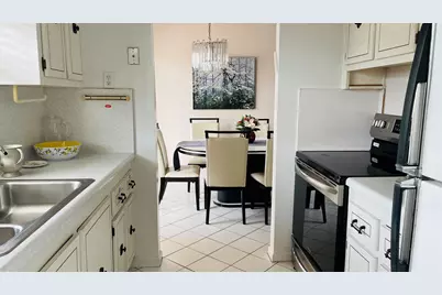 19 Golfs Edge, West Palm Beach, FL 33417 - Photo 3