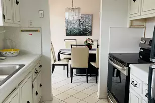19 Golfs Edge, West Palm Beach, FL 33417 - Photo 3