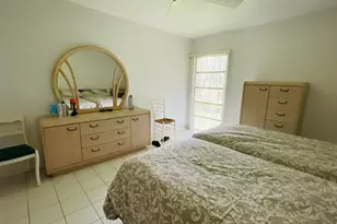 19 Golfs Edge, West Palm Beach, FL 33417 - Photo 11