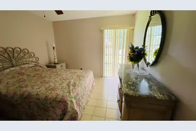 19 Golfs Edge, West Palm Beach, FL 33417 - Photo 9