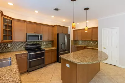 2316 Waburton Terrace, Wellington, FL 33414 - Photo 7
