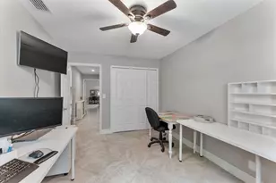 11911 Classic Dr, Coral Springs, FL 33071 - Photo 31
