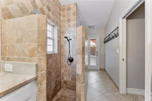 11911 Classic Dr, Coral Springs, FL 33071 - Photo 25