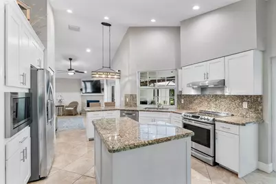11911 Classic Drive, Coral Springs, FL 33071 - Photo 15