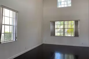 338 Cambridge Dr, Weston, FL 33326 - Photo 3