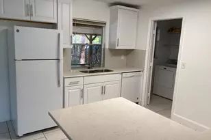 9627 SE Crest Ct, Hobe Sound, FL 33455 - Photo 7