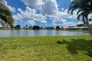 9041 Bay Harbour Cir, West Palm Beach, FL 33411 - Photo 25