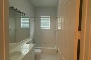 9041 Bay Harbour Cir, West Palm Beach, FL 33411 - Photo 13