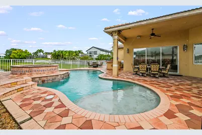 11852 Osprey Point Circle, Wellington, FL 33449 - Photo 33
