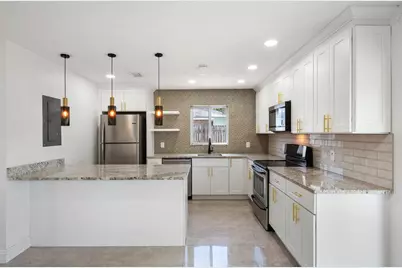 2100 N Seacrest Boulevard, Boynton Beach, FL 33435 - Photo 9