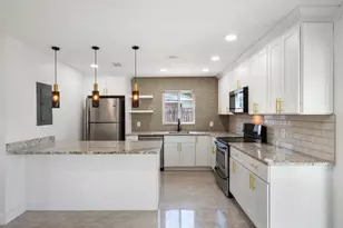 2100 N Seacrest Blvd, Boynton Beach, FL 33435 - Photo 9