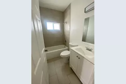 2604 NW 20th Street, Fort Lauderdale, FL 33311 - Photo 11