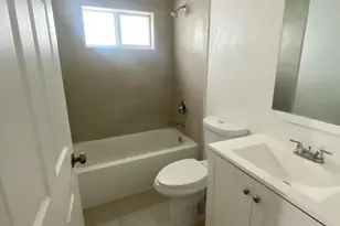 2604 NW 20th St, Fort Lauderdale, FL 33311 - Photo 11