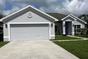 688 SW Heather St, Port Saint Lucie, FL 34983 - Photo 1