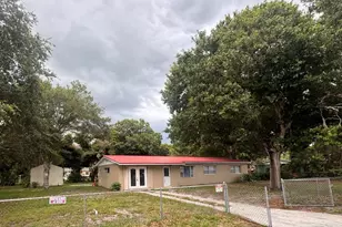 334 Johnston St, Fort Pierce, FL 34982 - Photo 1