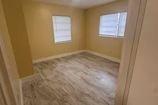334 Johnston St, Fort Pierce, FL 34982 - Photo 9