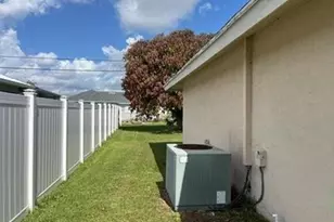 1944 SW Breezeway St, Port Saint Lucie, FL 34987 - Photo 3