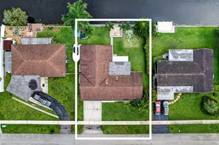 12411 SW 2nd St, Plantation, FL 33325 - Photo 7