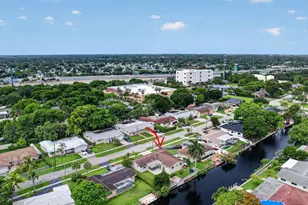 12411 SW 2nd St, Plantation, FL 33325 - Photo 11