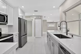 12411 SW 2nd St, Plantation, FL 33325 - Photo 19