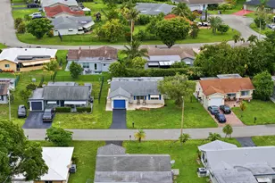 9505 NW 73rd St, Tamarac, FL 33321 - Photo 35