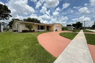 2000 NW 86th Terrace, Pembroke Pines, FL 33024 - Photo 3