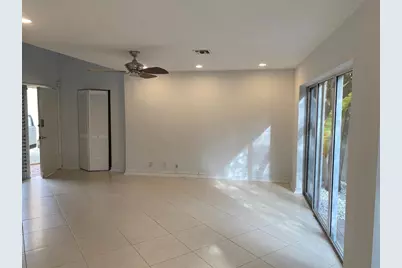 101 SE 15th Avenue #E, Fort Lauderdale, FL 33301 - Photo 9
