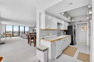 4100 N Ocean Dr, Singer Island, FL 33404 - Photo 23