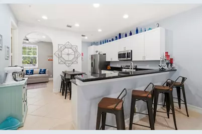 2265 NE 9th Avenue, Wilton Manors, FL 33305 - Photo 11
