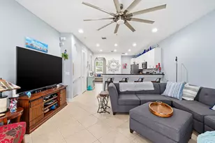 2265 NE 9th Ave, Wilton Manors, FL 33305 - Photo 21