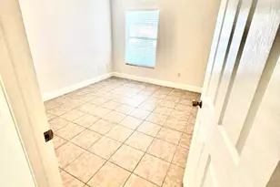 10354 Fox Trail Rd S, West Palm Beach, FL 33411 - Photo 7