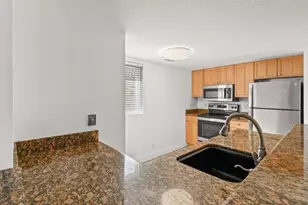 1140 Lake Shore Dr, Lake Park, FL 33403 - Photo 9