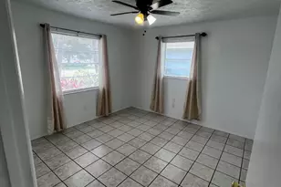 173 SE Fallon Dr, Port Saint Lucie, FL 34983 - Photo 5