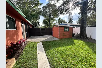 61 NW 35th Street #2, Oakland Park, FL 33309 - Photo 21