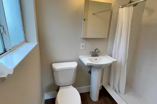 61 NW 35th St, Oakland Park, FL 33309 - Photo 13
