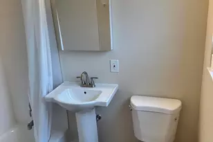 61 NW 35th St, Oakland Park, FL 33309 - Photo 11